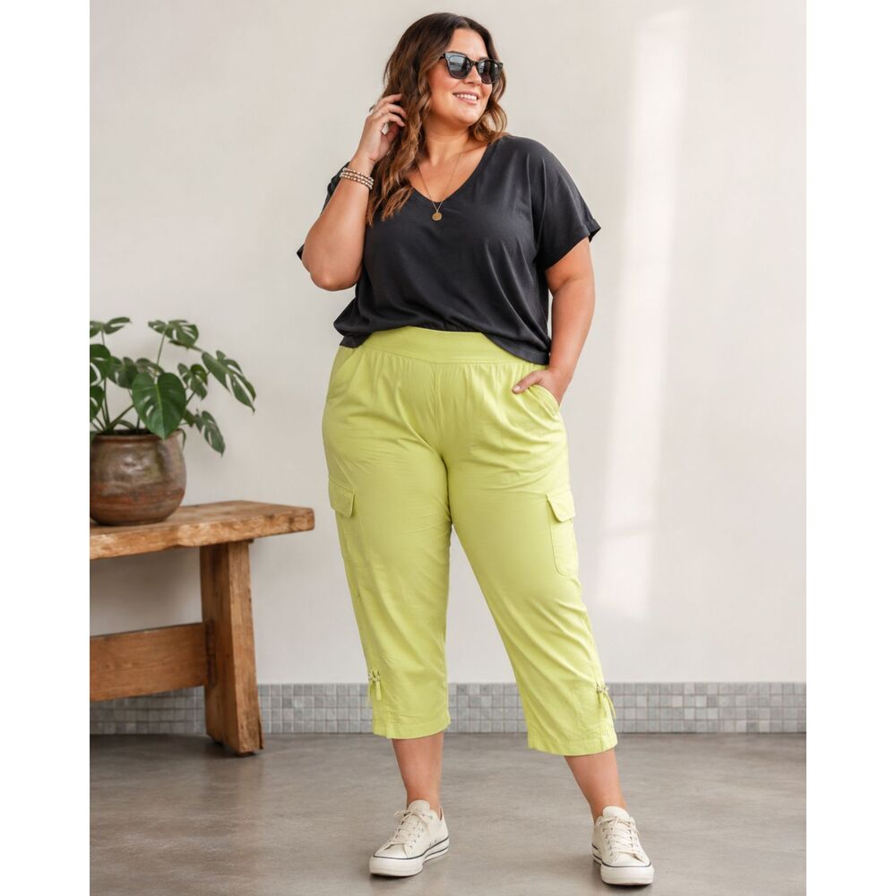 Zenergy by Chico's Cropped Convertible Cargo Sweatpants Plus Size XL (16-18)